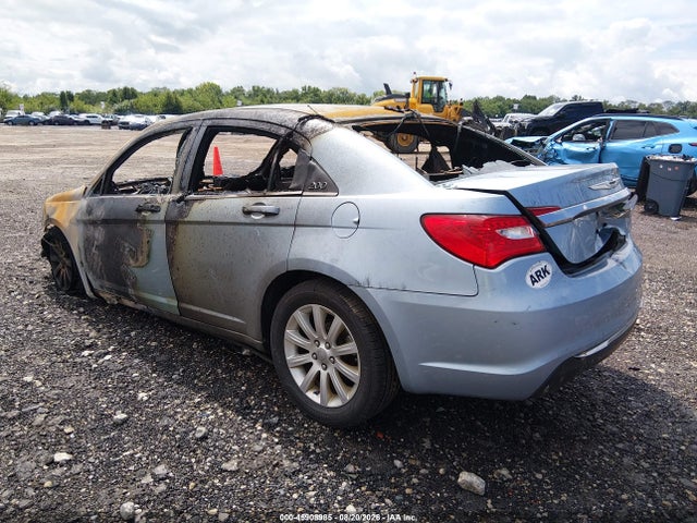 45908985 :رقم المزاد ، 1C3CCBBB7DN525424 vin ، 2013 Chrysler 200 Touring مزاد بيع