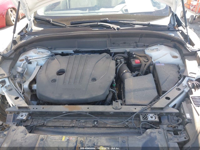 Auction sale of the 2023 Volvo Xc60 B5 Ultimate Bright Theme, vin: YV4L12RA2P1383961, lot number: 45908994