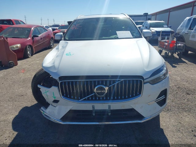 Auction sale of the 2023 Volvo Xc60 B5 Ultimate Bright Theme, vin: YV4L12RA2P1383961, lot number: 45908994
