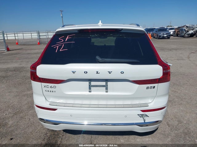 Auction sale of the 2023 Volvo Xc60 B5 Ultimate Bright Theme, vin: YV4L12RA2P1383961, lot number: 45908994