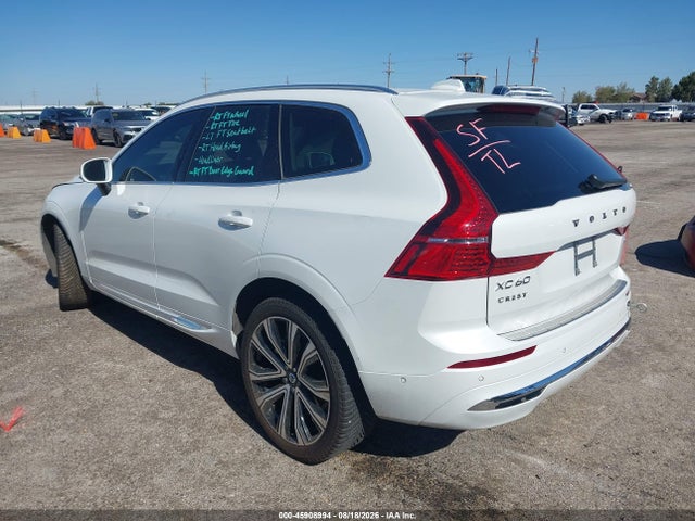 Auction sale of the 2023 Volvo Xc60 B5 Ultimate Bright Theme, vin: YV4L12RA2P1383961, lot number: 45908994