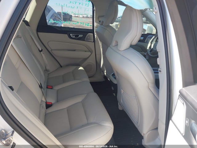 Auction sale of the 2023 Volvo Xc60 B5 Ultimate Bright Theme, vin: YV4L12RA2P1383961, lot number: 45908994