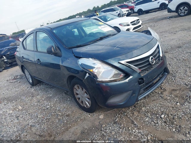 2015 Nissan Versa 1.6 S+ მანქანა იყიდება აუქციონზე, vin: 3N1CN7AP2FL826897, აუქციონის ნომერი: 45908998
