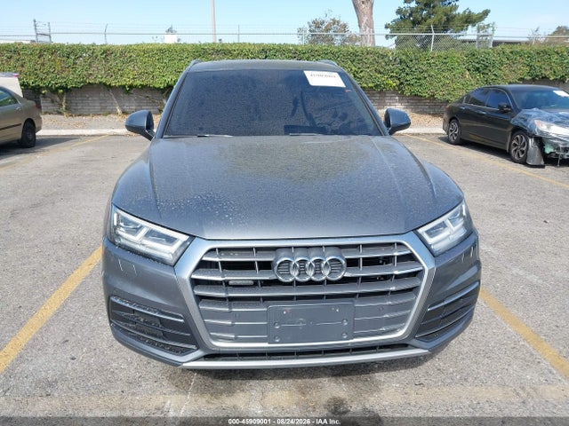 45909001 :رقم المزاد ، WA1BNAFY9J2150251 vin ، 2018 Audi Q5 2.0t Premium/2.0t Tech Premium مزاد بيع