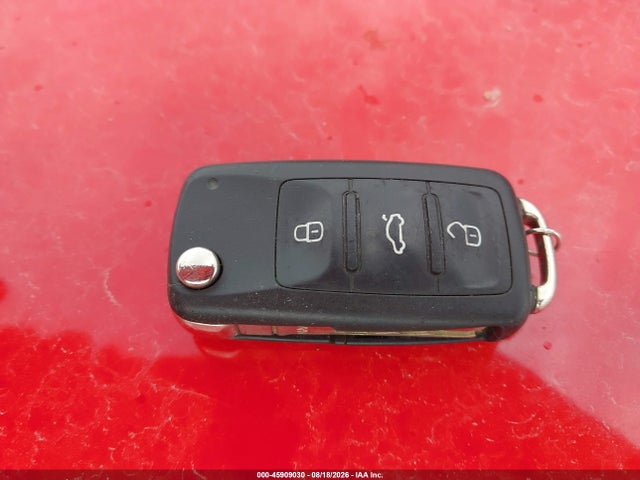 Продажа на аукционе авто 2010 Volkswagen Gti 2-door, vin: WVWED7AJ3AW400479, номер лота: 45909030