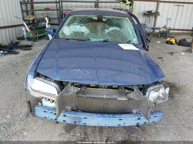 2021 Chrysler 300 Touring L მანქანა იყიდება აუქციონზე, vin: 2C3CCAAGXMH667430, აუქციონის ნომერი: 45909050