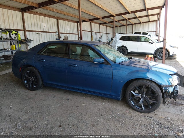 2021 Chrysler 300 Touring L მანქანა იყიდება აუქციონზე, vin: 2C3CCAAGXMH667430, აუქციონის ნომერი: 45909050