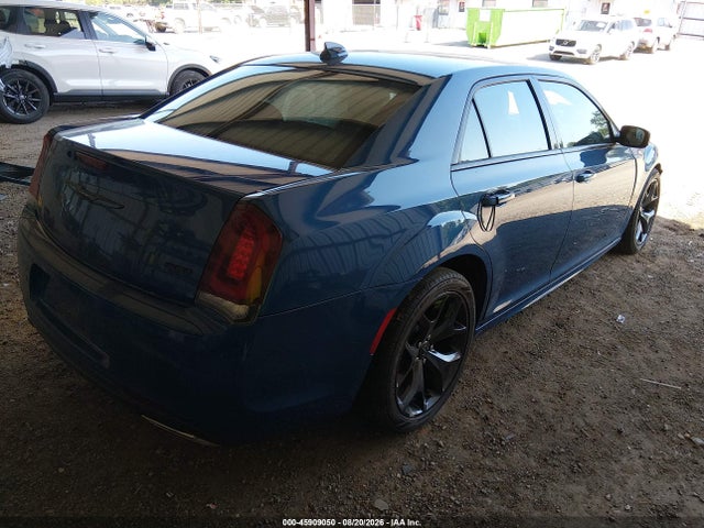 2021 Chrysler 300 Touring L მანქანა იყიდება აუქციონზე, vin: 2C3CCAAGXMH667430, აუქციონის ნომერი: 45909050