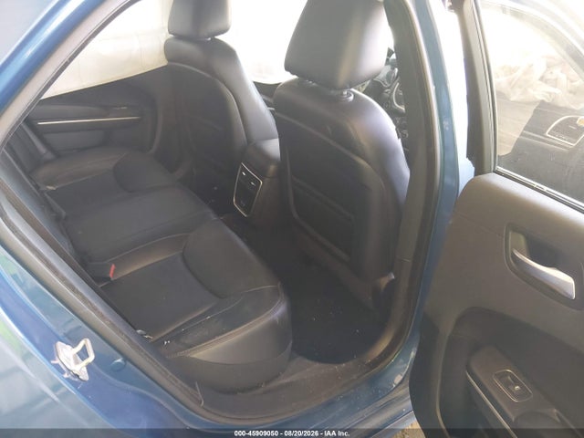 2021 Chrysler 300 Touring L მანქანა იყიდება აუქციონზე, vin: 2C3CCAAGXMH667430, აუქციონის ნომერი: 45909050