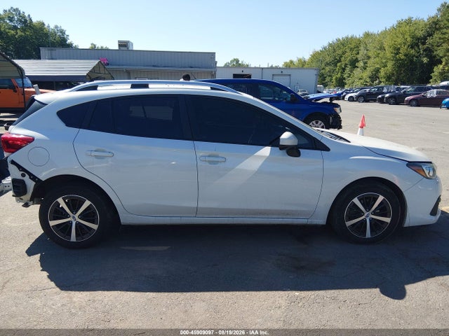 Продажа на аукционе авто 2022 Subaru Impreza Premium 5-door, vin: 4S3GTAV62N3707339, номер лота: 45909097