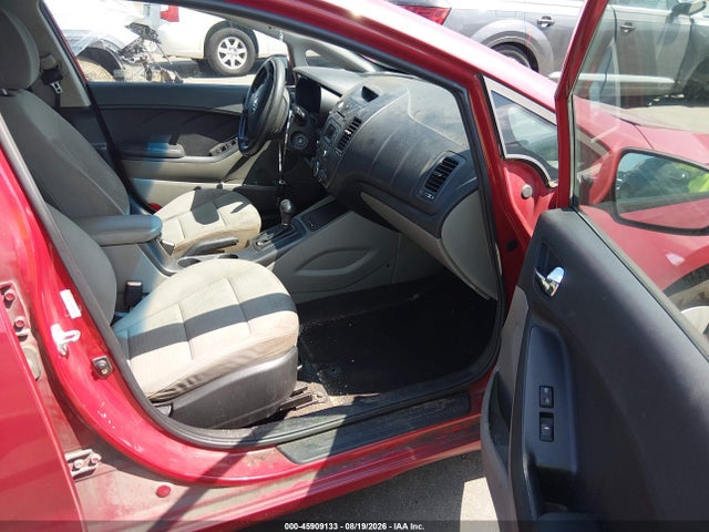 45909133 :رقم المزاد ، KNAFX4A66F5343209 vin ، 2015 Kia Forte Lx مزاد بيع