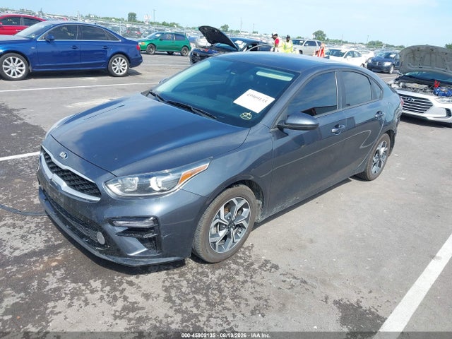 45909135 :رقم المزاد ، 3KPF24AD4ME331271 vin ، 2021 Kia Forte Lxs مزاد بيع