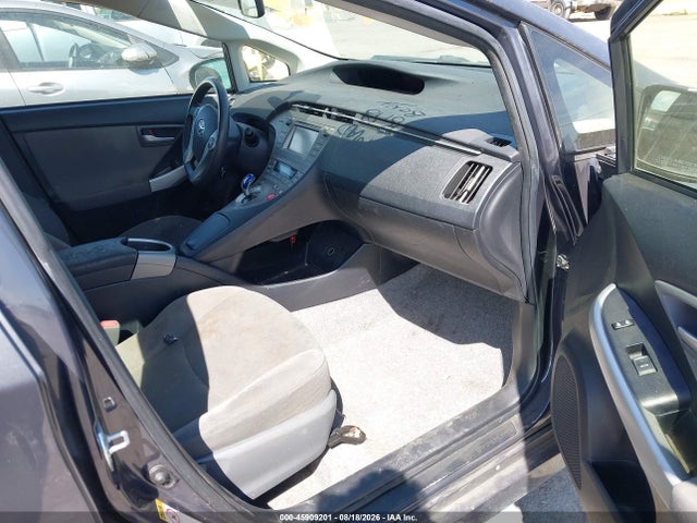 Toyota Prius Two 2015 JTDKN3DUXF0413495 Image 5