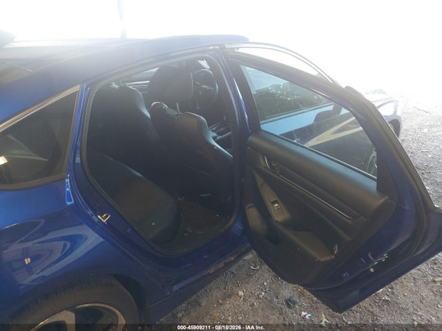 Продажа на аукционе авто 2019 Honda Accord Sport, vin: 1HGCV1F3XKA011236, номер лота: 45909211