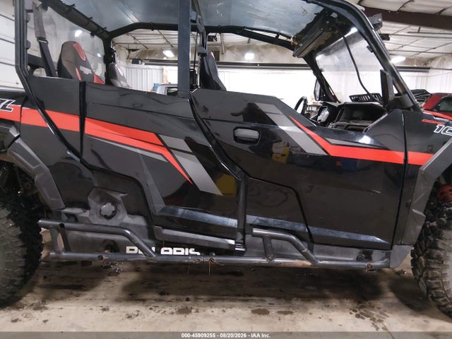 45909255 :رقم المزاد ، 3NSRHE990JH218721 vin ، 2018 Polaris General 4 1000 Eps مزاد بيع