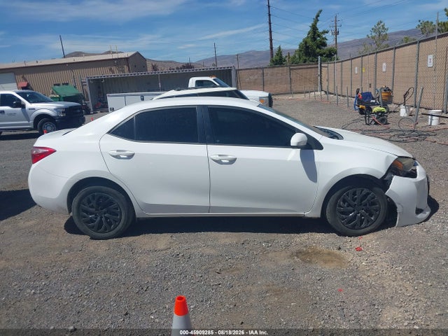 Продаж на аукціоні авто 2018 Toyota Corolla Le, vin: 5YFBURHE8JP755616, номер лоту: 45909285