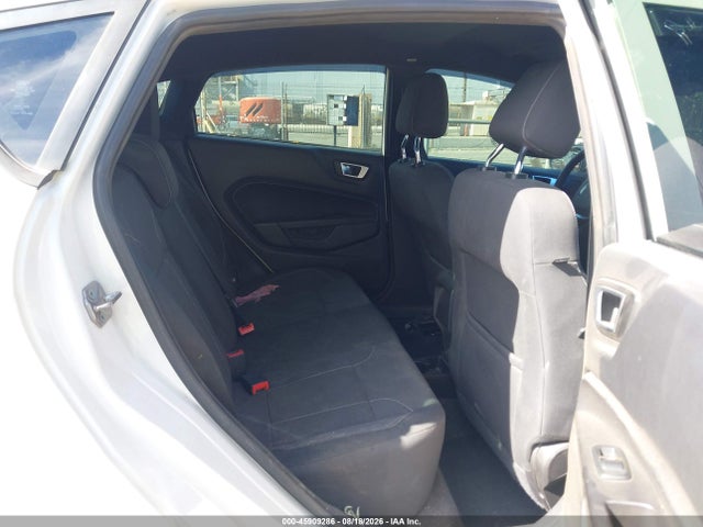 Ford FIESTA ST 2017 3FADP4GX0HM117356 Image 8