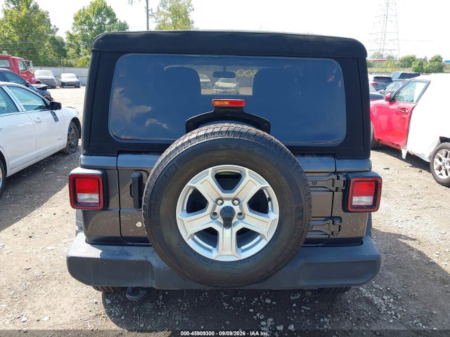 45909300 :رقم المزاد ، 1C4GJXAG6LW180814 vin ، 2020 Jeep Wrangler Sport S 4x4 مزاد بيع