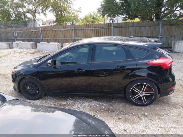 Продаж на аукціоні авто 2017 Ford Focus St, vin: 1FADP3L99HL312634, номер лоту: 45909313