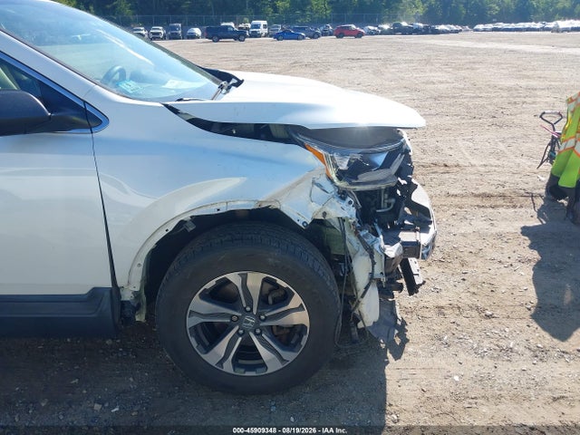 Honda CR-V LX 2019 2HKRW6H31KH214377 Image 18