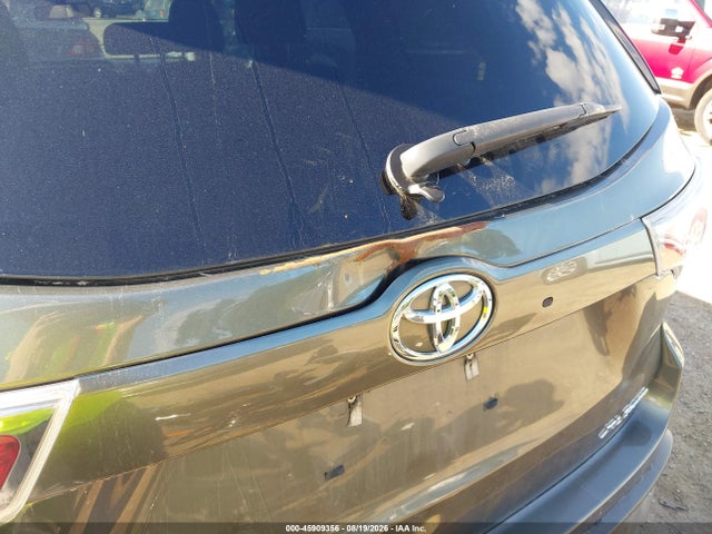 5TDJKRFH9GS256385 Toyota Highlander Xle V6
