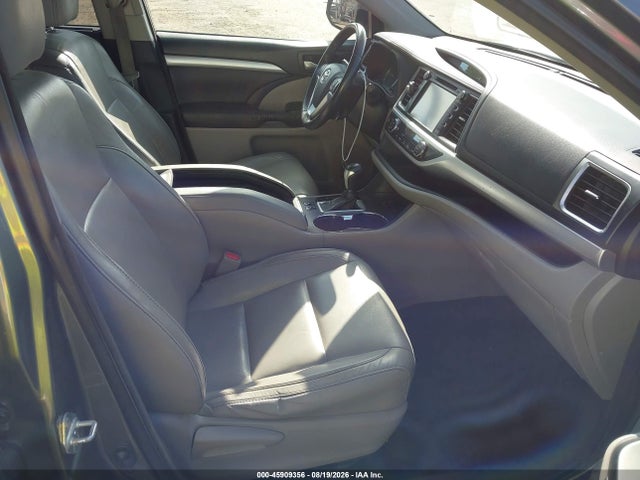 Toyota Highlander Xle V6 2016 5TDJKRFH9GS256385 Image 5