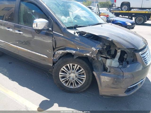 Продаж на аукціоні авто 2016 Chrysler Town & Country Touring-l Anniversary Edition, vin: 2C4RC1CG8GR128483, номер лоту: 45909368