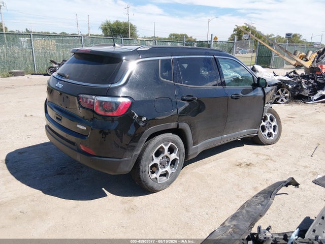 45909377 :رقم المزاد ، 3C4NJCBB1JT304641 vin ، 2018 Jeep Compass Latitude Fwd مزاد بيع