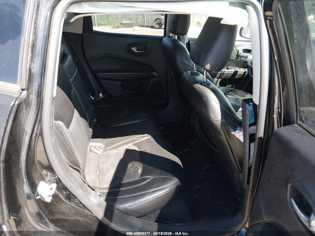 45909377 :رقم المزاد ، 3C4NJCBB1JT304641 vin ، 2018 Jeep Compass Latitude Fwd مزاد بيع