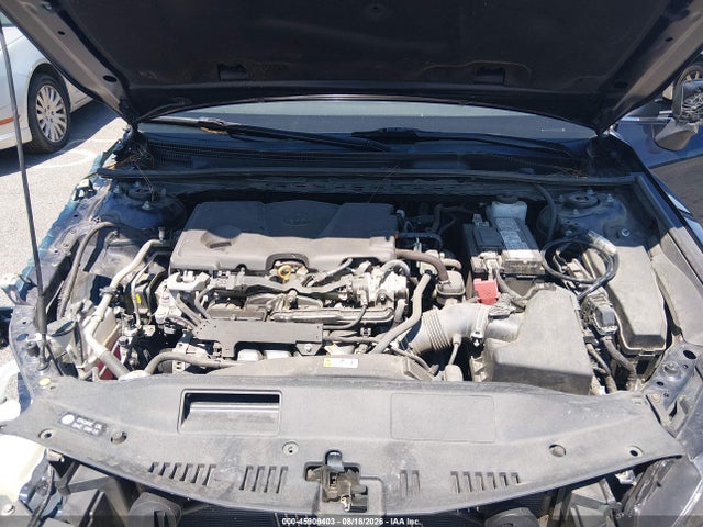 45909403 :رقم المزاد ، 4T1G11AK1NU051763 vin ، 2022 Toyota Camry Se مزاد بيع