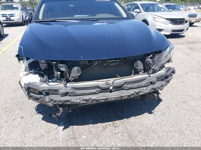 45909403 :رقم المزاد ، 4T1G11AK1NU051763 vin ، 2022 Toyota Camry Se مزاد بيع