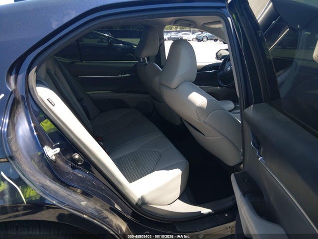 45909403 :رقم المزاد ، 4T1G11AK1NU051763 vin ، 2022 Toyota Camry Se مزاد بيع