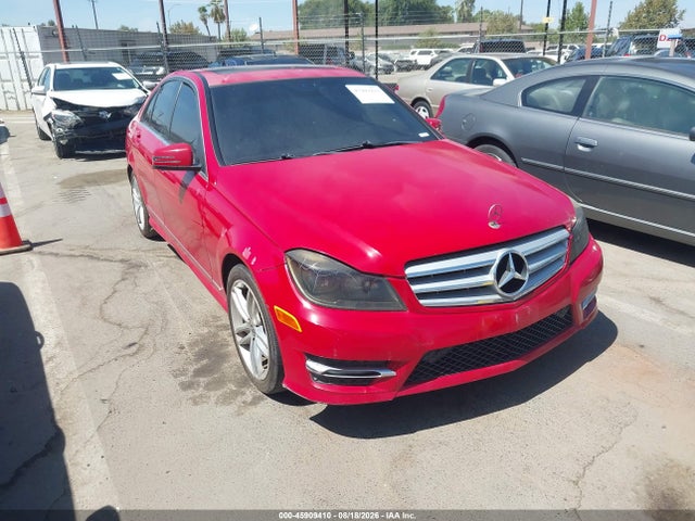 Продаж на аукціоні авто 2013 Mercedes-benz C 250 Sport, vin: WDDGF4HB6DA780635, номер лоту: 45909410