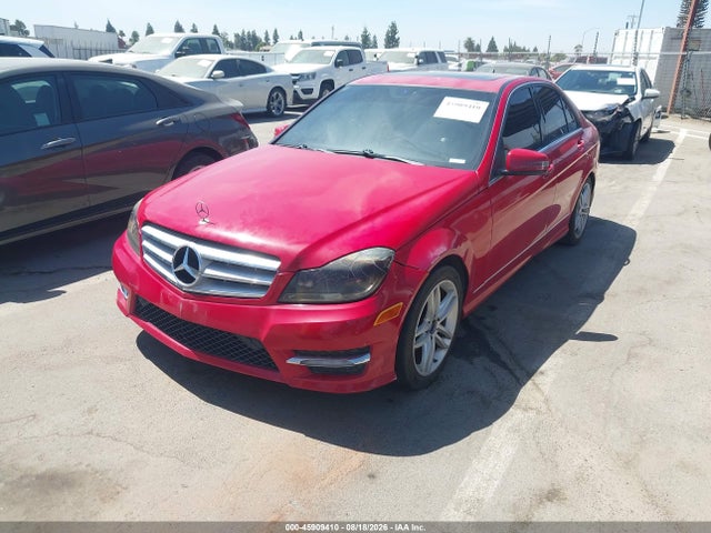 Продаж на аукціоні авто 2013 Mercedes-benz C 250 Sport, vin: WDDGF4HB6DA780635, номер лоту: 45909410