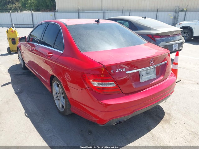 Продаж на аукціоні авто 2013 Mercedes-benz C 250 Sport, vin: WDDGF4HB6DA780635, номер лоту: 45909410