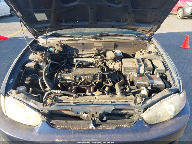 45909421 :رقم المزاد ، JA3AY11A62U077329 vin ، 2002 Mitsubishi Mirage De مزاد بيع