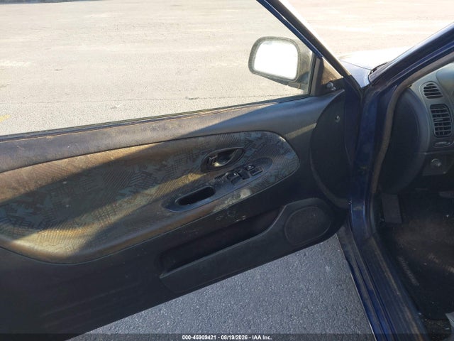 45909421 :رقم المزاد ، JA3AY11A62U077329 vin ، 2002 Mitsubishi Mirage De مزاد بيع