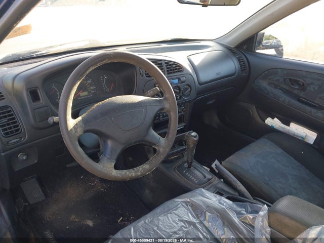 45909421 :رقم المزاد ، JA3AY11A62U077329 vin ، 2002 Mitsubishi Mirage De مزاد بيع