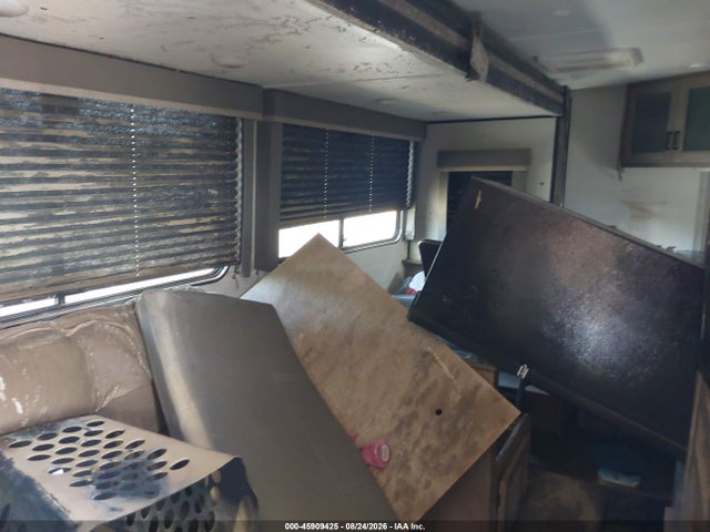 45909425 :رقم المزاد ، 4YDT29D24M7253355 vin ، 2021 Keystone Hideout 29dfs مزاد بيع