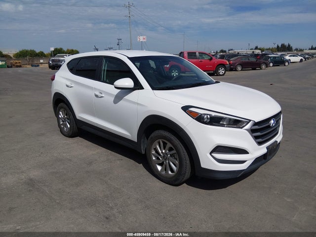 Hyundai TUCSON SE 2018 KM8J23A42JU710475 главное изображение