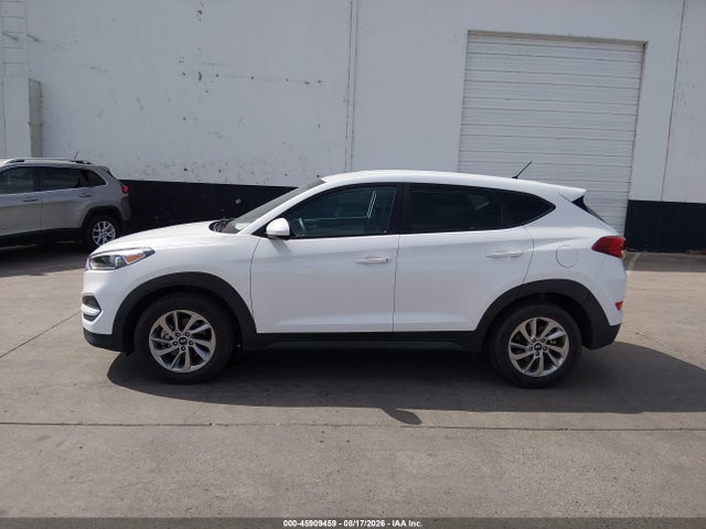 Hyundai TUCSON SE 2018 KM8J23A42JU710475 Image 14
