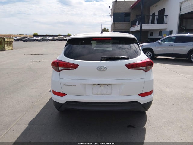 Hyundai TUCSON SE 2018 KM8J23A42JU710475 Image 16