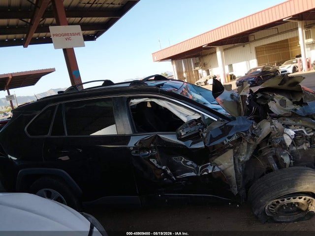 45909480 :رقم المزاد ، 2T3H1RFV5MC138224 vin ، 2021 Toyota Rav4 Le مزاد بيع