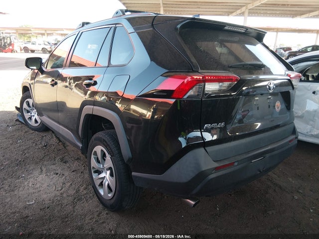 45909480 :رقم المزاد ، 2T3H1RFV5MC138224 vin ، 2021 Toyota Rav4 Le مزاد بيع