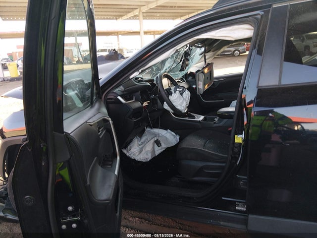 45909480 :رقم المزاد ، 2T3H1RFV5MC138224 vin ، 2021 Toyota Rav4 Le مزاد بيع