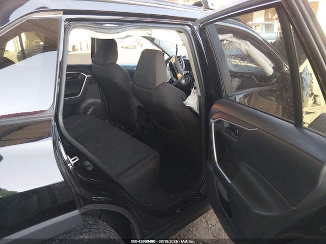 45909480 :رقم المزاد ، 2T3H1RFV5MC138224 vin ، 2021 Toyota Rav4 Le مزاد بيع