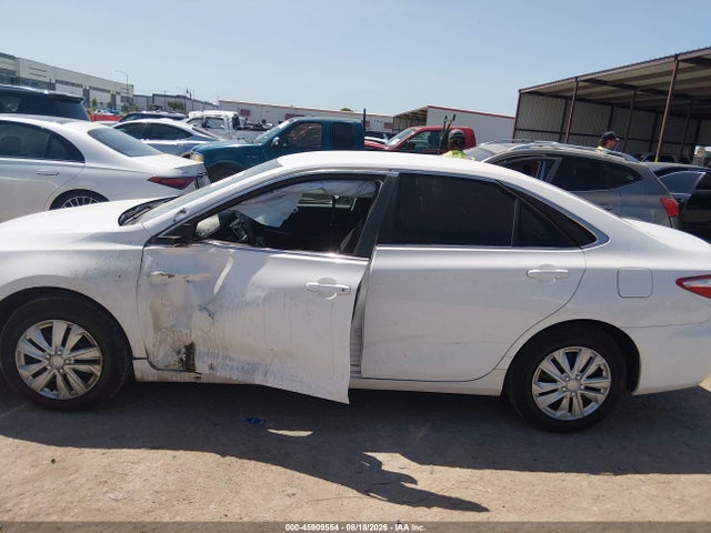 Продажа на аукционе авто 2017 Toyota Camry Le, vin: 4T1BF1FK4HU777528, номер лота: 45909554