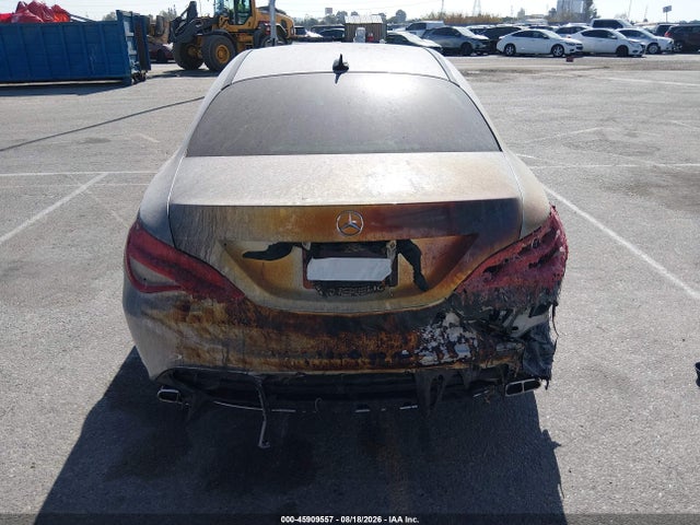 WDDSJ4EB8GN300296 Mercedes-Benz CLA 250