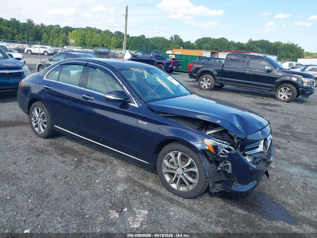 2015 Mercedes-benz C 300 4matic მანქანა იყიდება აუქციონზე, vin: 55SWF4KB8FU012694, აუქციონის ნომერი: 45909596