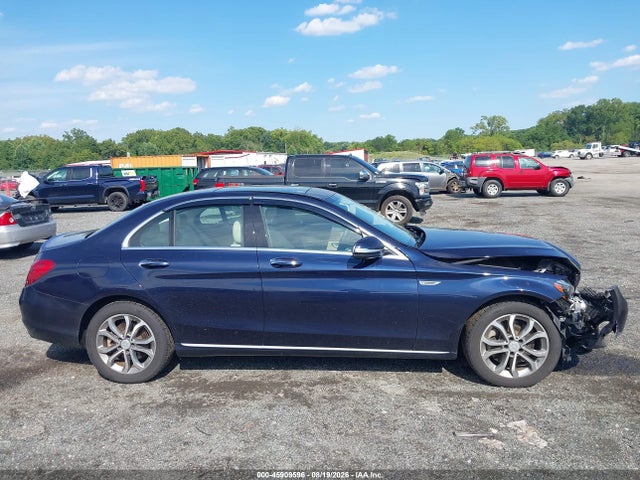 2015 Mercedes-benz C 300 4matic მანქანა იყიდება აუქციონზე, vin: 55SWF4KB8FU012694, აუქციონის ნომერი: 45909596